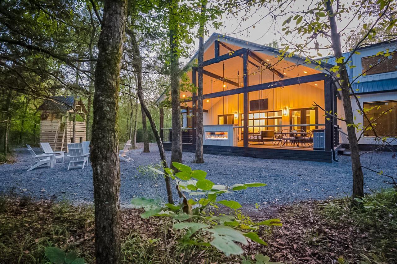 "The Barndo" 4Br Luxury Cabin, Hot Tub, Fire Pit, Bunks, Arcades, Playhouse! Broken Bow Ngoại thất bức ảnh